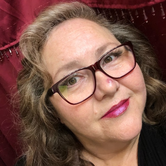 Meet your Posher, Tonya - Picture 4 of 4